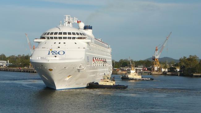 The plans for a cruise ship terminal on the Gold Coast continue to create mixed feelings for residents.