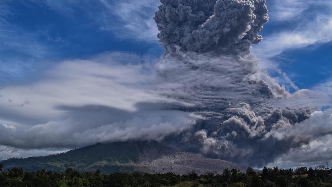 Mount Sinabung, on Indonesia island Sumatra, erupts, the latest along ...