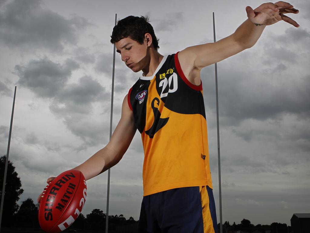 AFL: Arryn Siposs becomes NFL player for Detroit Lions