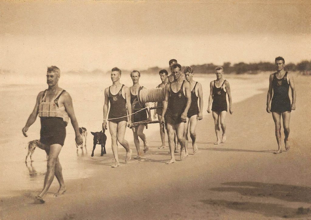 First Mooloolaba Surf Life Saving team 1923. (Courtesy Ken Chadwick)