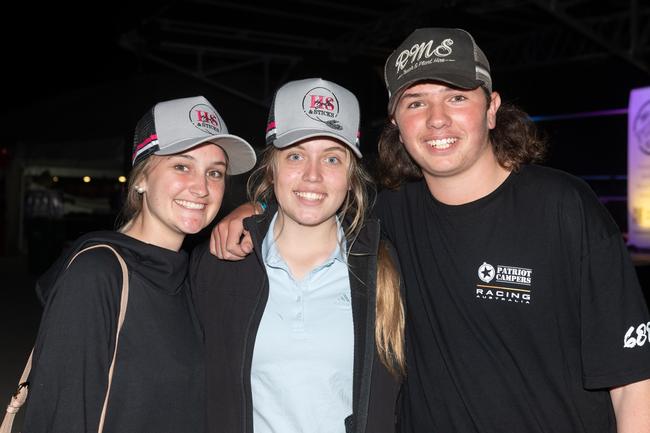 Lilly Venz, Sami Kennedy and Aydean Hughes from South Mackay at the NQ's Rock'N Country 2022.Picture: Michaela Harlow