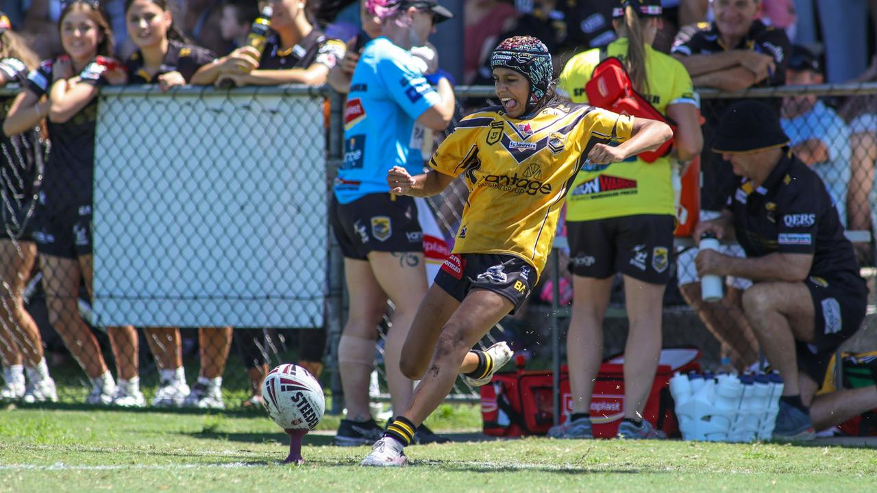 Aamira Renouf in action for the Sunshine Coast Falcons. Picture: Mitch Ensby/QRL.