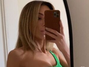 WAG flaunts killer abs in bikini selfie