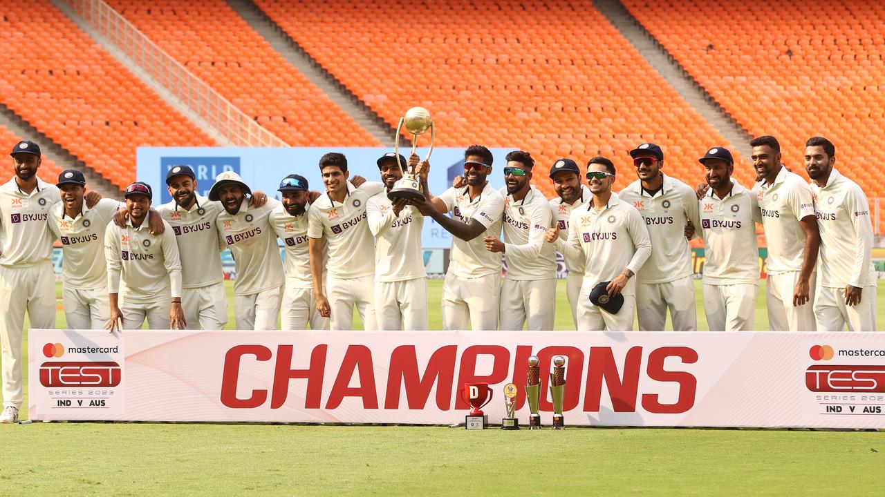 India celebrates after they retain the Border-Gavaskar Trophy. Photo by Robert Cianflone/Getty Images