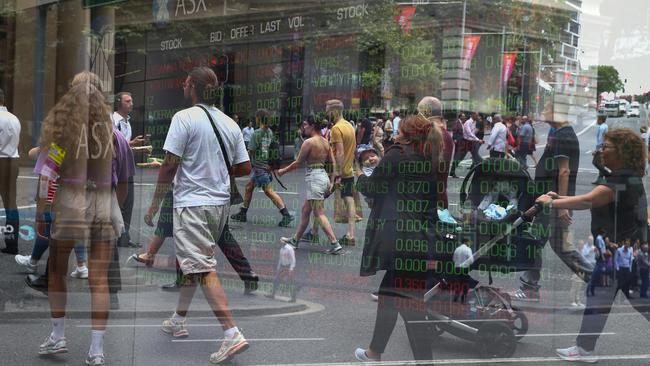 SYDNEY, AUSTRALIA : Newswire Photos - JANUARY 14 2025; A general view of people walking past the ASX in the Sydney CBD. Picture: Newswire/ Gaye Gerard