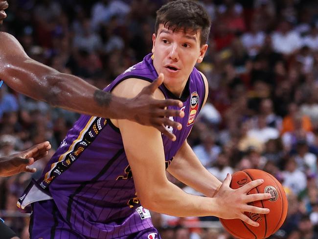 Desperate 36ers launch bid for Kings’ championship winner