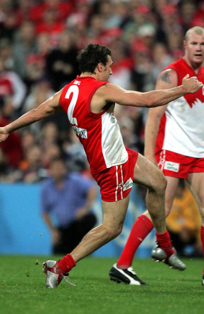 Nick Davis kicks the match-winning goal.