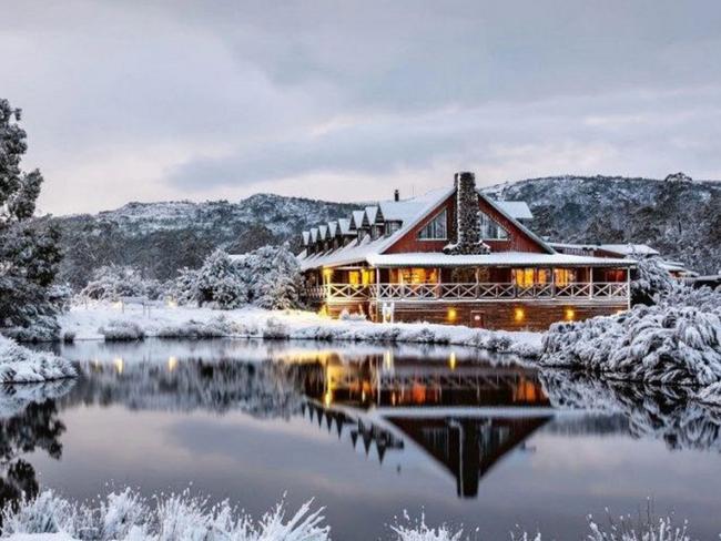 Peppers Cradle Mountain Lodge is for sale with JLL Hotels & Hospitality Group.