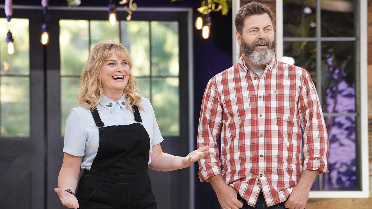Amy Poehler and Nick Offerman host Making It in the US.