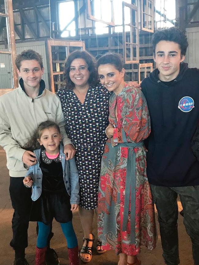 Marchetta with her nephews, daughter and Miranda at a 25th anniversary celebration of the book in 2017.