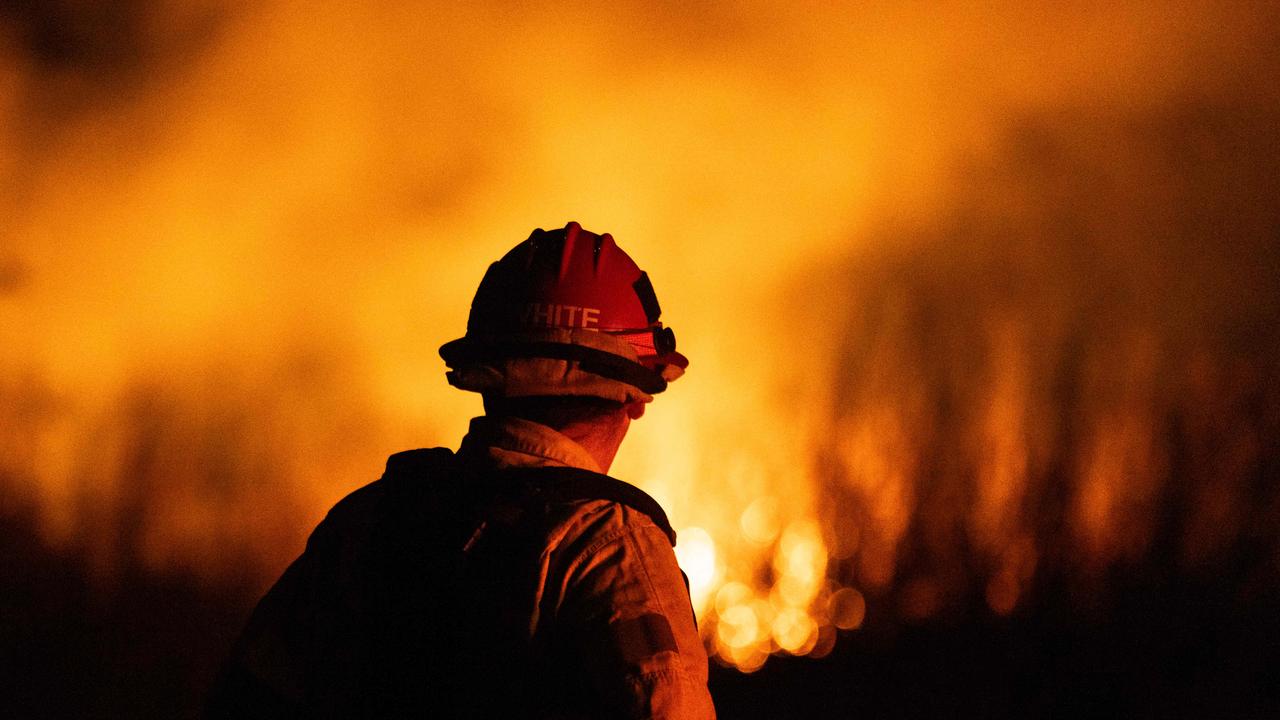 A firefighter monitors the spread of the Auto Fire in Oxnard, North West of Los Angeles, California, on January 13, 2025. Picture: Etienne Laurent/AFP