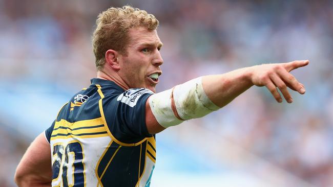 SYDNEY, AUSTRALIA - MARCH 22: David Pocock of the Brumbies signals to team mates during the round six Super Rugby match between the Waratahs and the Brumbies at Allianz Stadium on March 22, 2015 in Sydney, Australia. (Photo by Cameron Spencer/Getty Images)