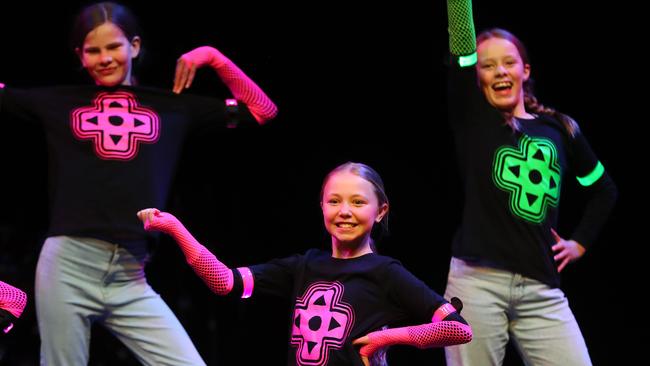 Manifold Height Primary school dancers performing in the Geelong Schools Music and Movement Festival. Picture: Alison Wynd