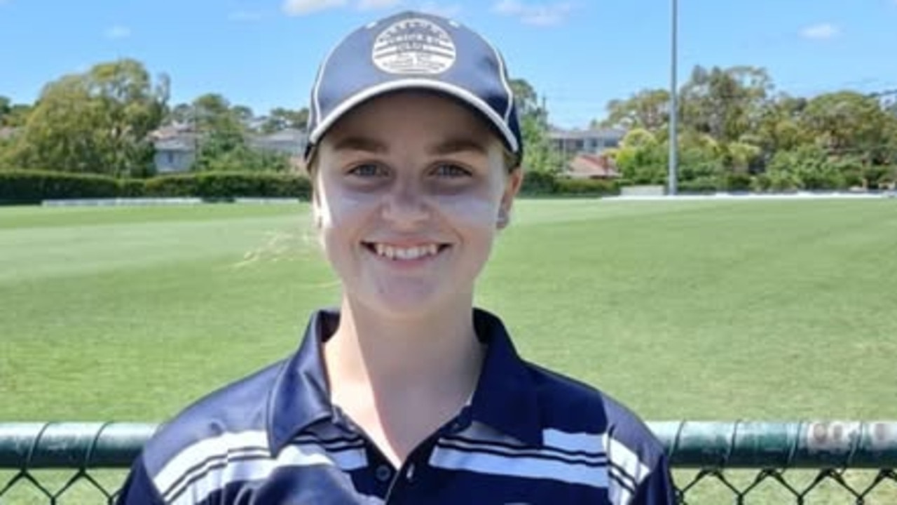 Rising Victorian female cricket stars put on a show