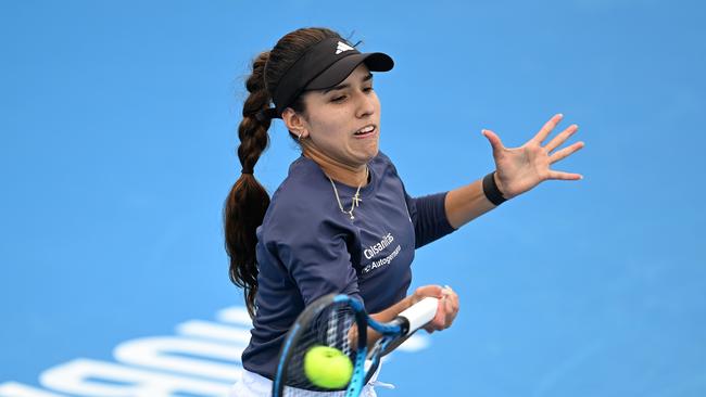 HOBART, AUSTRALIA – JANUARY 08: Camila Osorio of Columbia plays a forehand in her match against Anna Karolina Schmiedlova of Slovakia during day one of the 2024 Hobart International at Domain Tennis Centre on January 08, 2024 in Hobart, Australia. (Photo by Steve Bell/Getty Images)