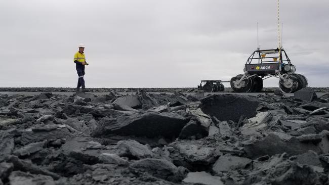 Arca's smart churning machine in action, allowing rocks containing magnesium to absorb carbon dioxide from the atmosphere.