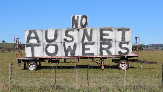 Massive transmission lines and towers are to be built across six renewable energy zones to feed solar and wind power into Melbourne and interstate. Picture: Alex Coppel.