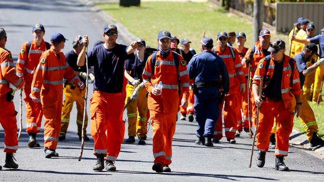 Police, SES, RFS, SLSA and local volunteers search for the boy around Kendall. Picture: Nathan Edwards