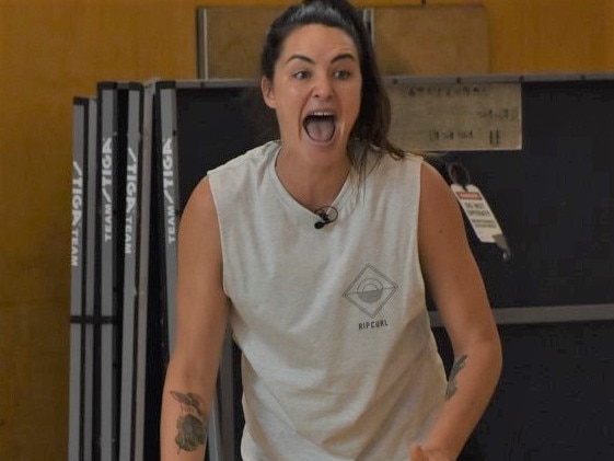 Former Australian player Sharni Norder coaching at Rockhampton Grammar.