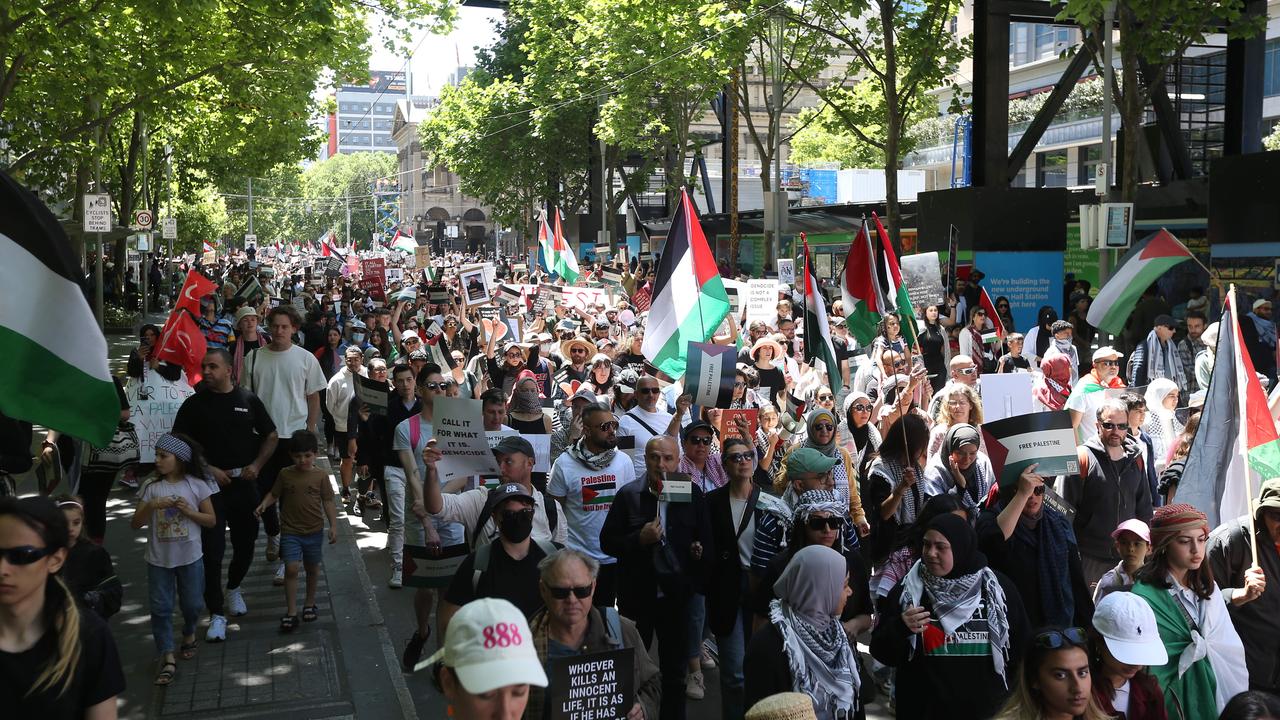 About 100,000 protesters were reported to have attended the Melbourne rally on Sunday in support of Palestine. Picture: NCA NewsWire /Brendan Beckett