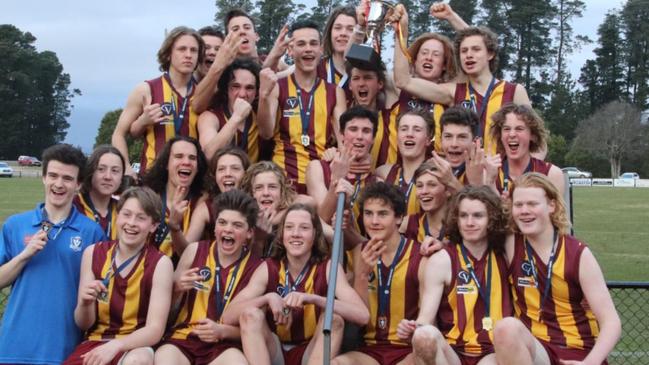 Monbulk’s premiership winning under-16s Picture: Bethany Hutchison