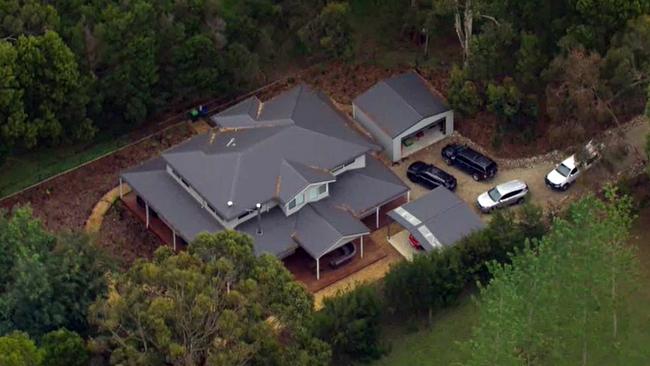 Homicide Squad detectives raid Erin Patterson’s Leongatha home where the suspected toxic mushroom meal was served. Picture: NCA NewsWire