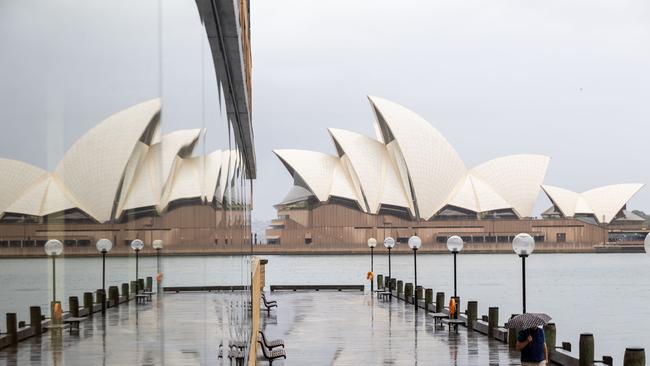 The rain has hit Sydney’s CBD. Picture: NCA NewsWire / Damian Shaw