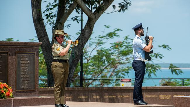 A catafalque party guards the Darwin Cenotaph on Remembrance Day service, 2024. Picture: Pema Tamang Pakhrin