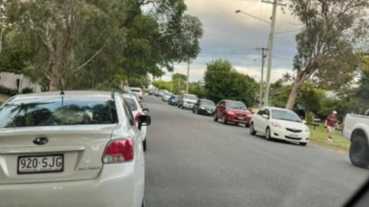 Hundreds lined up at the Indooroopilly Covid testing clinic at 7am. Picture: Rebecca Hack