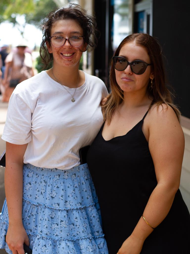 Jaimee and Rylea at the Urangan Markets.