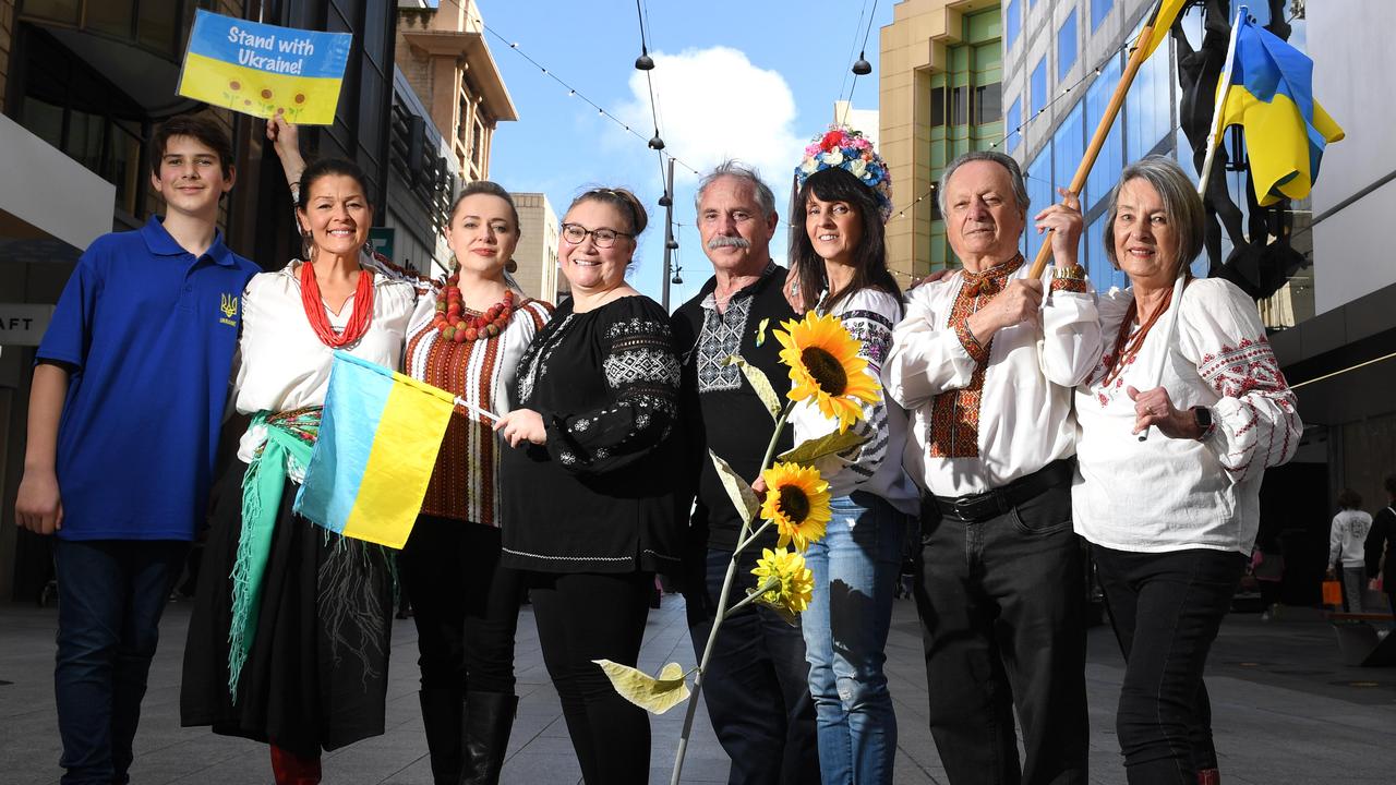 Flash mob supports Ukraine | The Advertiser