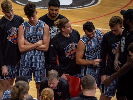 Flinn instructs his players during the 2022 NBL1 North season. Picture: Ben Thompson.