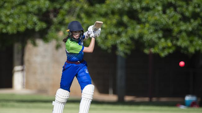 The batting style of Amelia Kuhn earlier in her career. Picture: Kevin Farmer