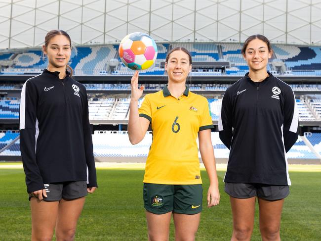 Matildas players Jynaya Dos Santos, Sarah Hunter, and Indiana Dos Santos at Alliance Stadium. Picture by Renee Nowytarger / 23/06/23