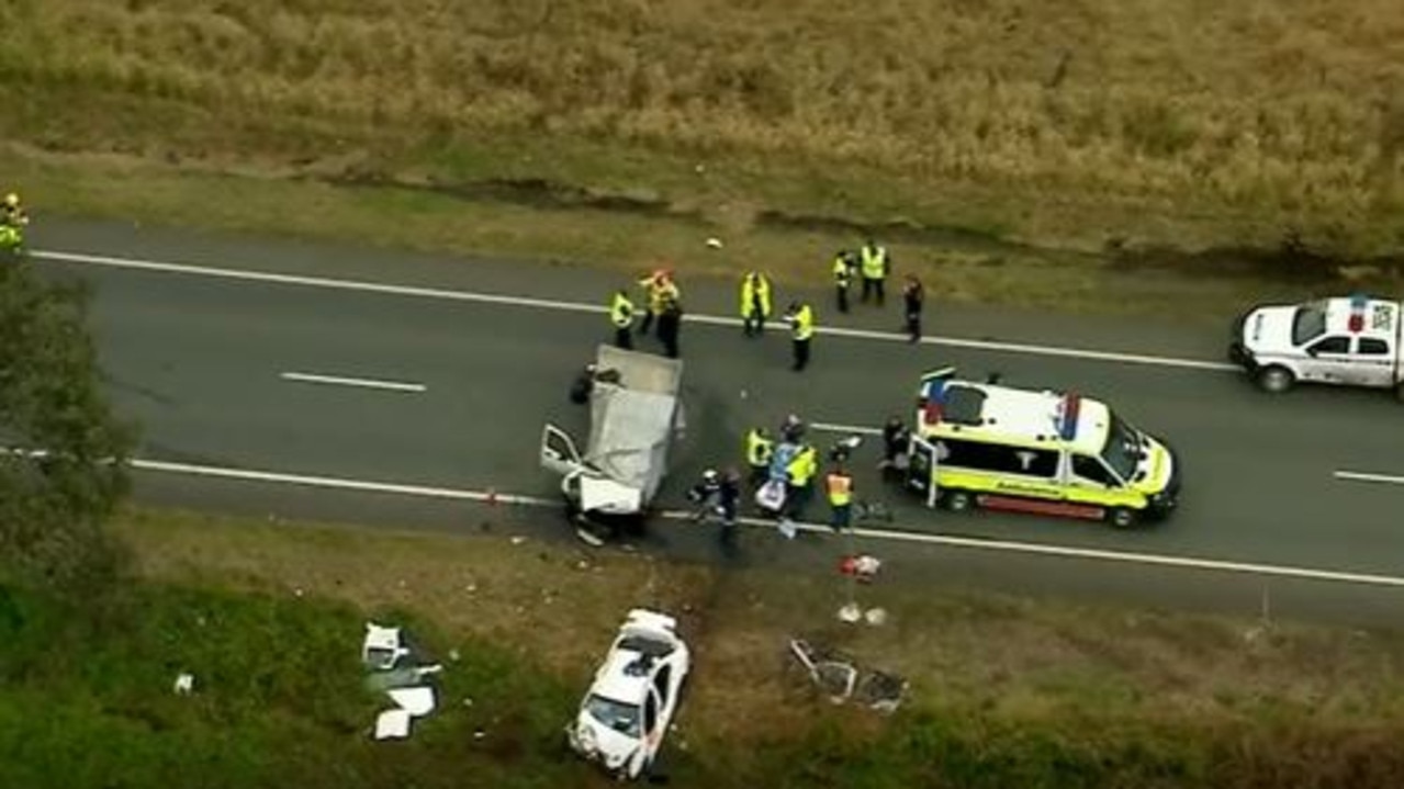 A man has died following a head-on crash on the Cunningham Highway west of Brisbane. Picture: 9 News Queensland.