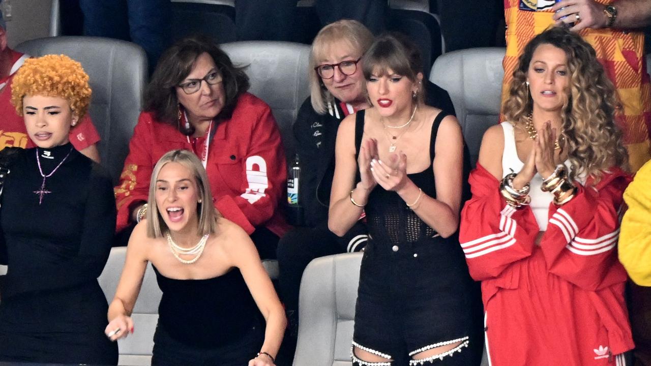 Taylor Swift watches the Super Bowl LVIII between the Kansas City Chiefs and the San Francisco 49ers. (Photo by Patrick T. Fallon / AFP)