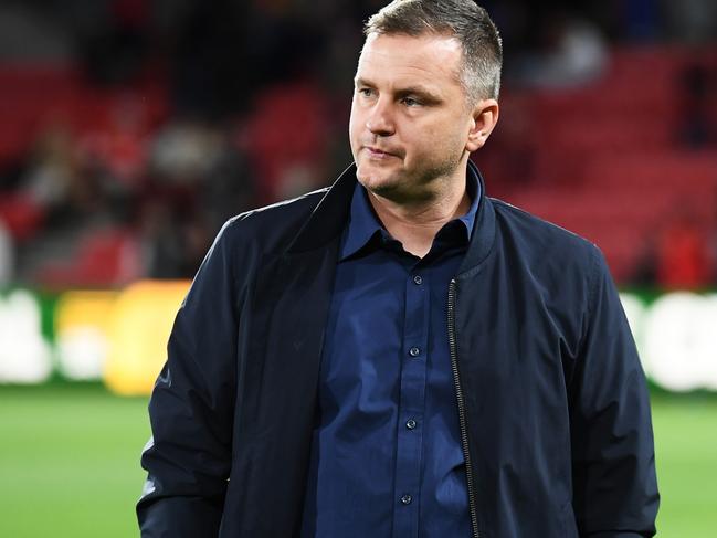 ADELAIDE, AUSTRALIA - FEBRUARY 04:  Warren Moon head coach of the Brisbane Roar dejected after  the round 15 A-League Men's match between Adelaide United and Brisbane Roar at Coopers Stadium, on February 04, 2023, in Adelaide, Australia. (Photo by Mark Brake/Getty Images)