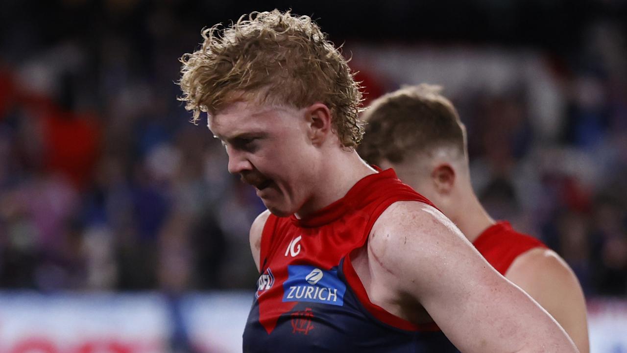 Dees coach Goodwin addresses ‘uncomfortable’ Oliver trade talks