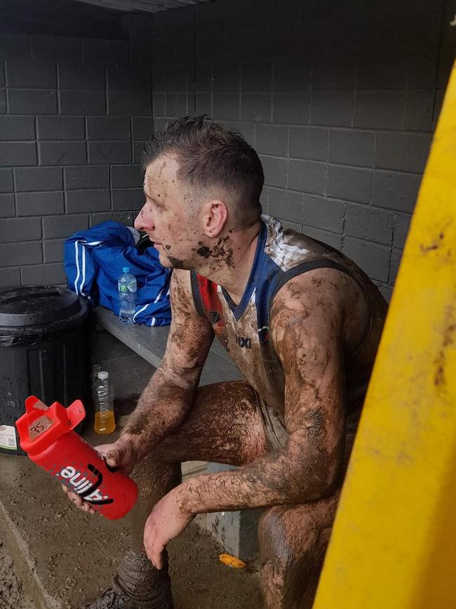 Players slogged it out for the full four quarters in terrible conditions at Houghton Memorial Oval. Picture: Houghton Districts Football Club