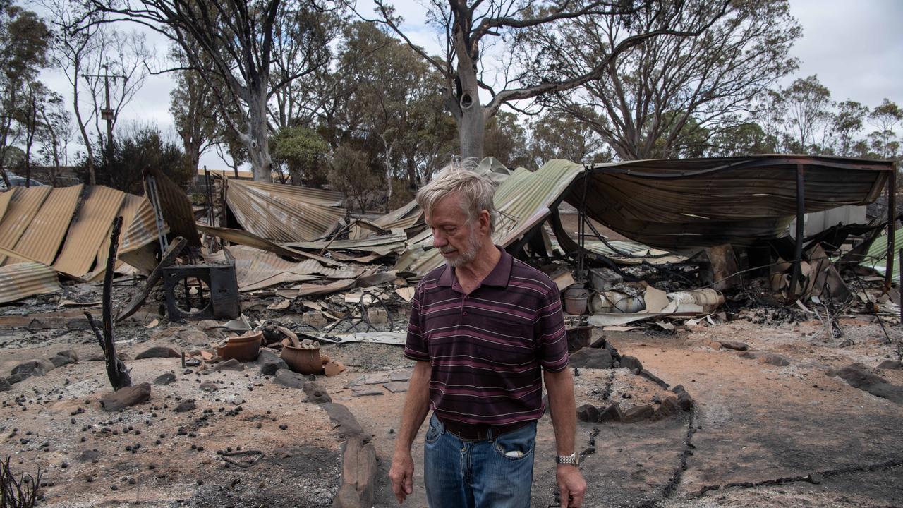 SA bushfires: South Australia counts the cost as new danger looms ...