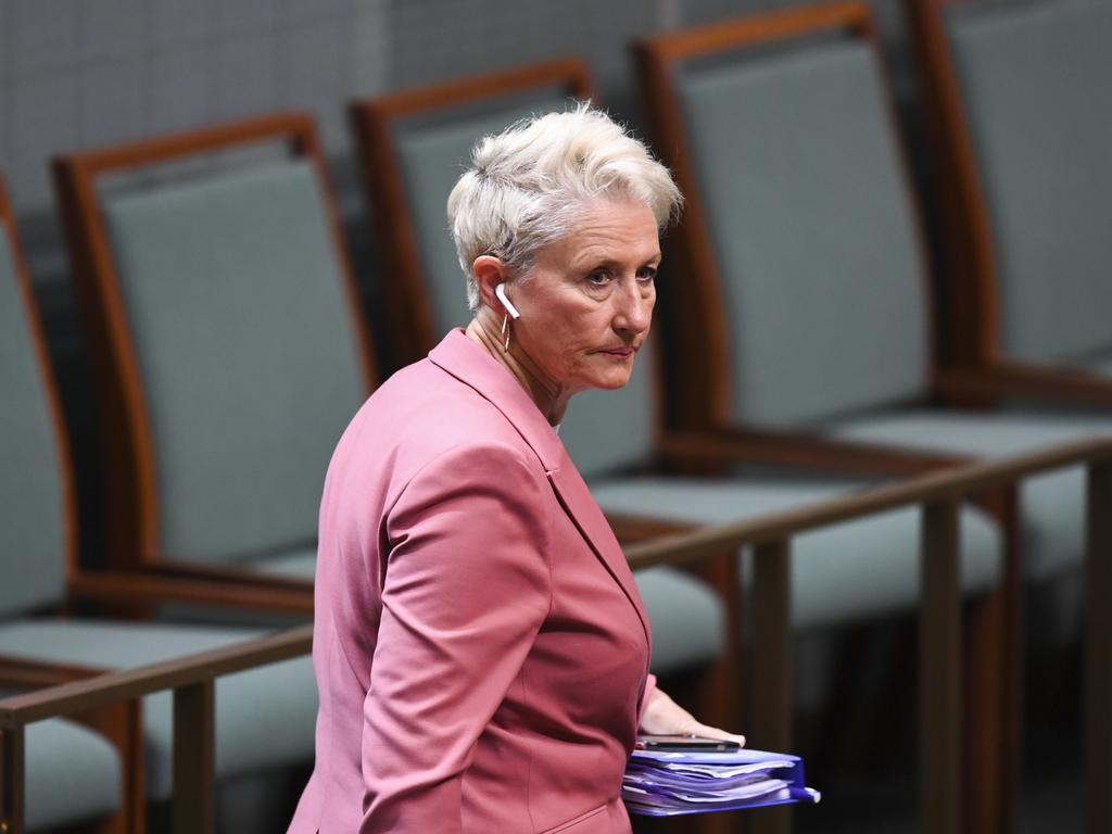 Posłanka Kerryn Phelps podczas tury pytań w lutym 2019 r. Zdjęcie: Lukas Coch/AAP