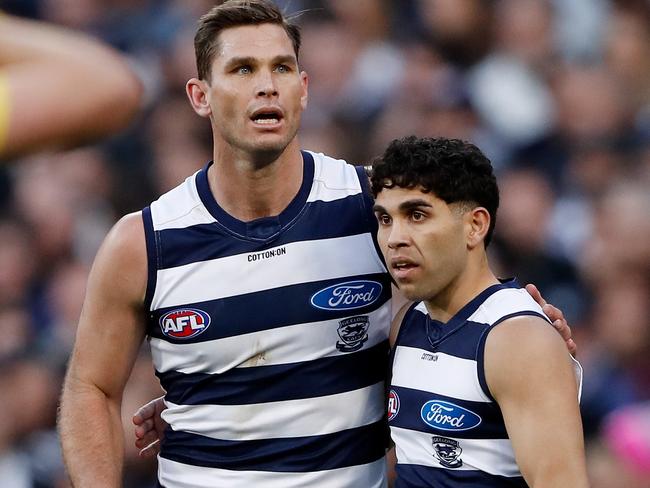 MELBOURNE, AUSTRALIA - SEPTEMBER 03: Tom Hawkins of the Cats celebrates a goal with Tyson Stengle of the Cats during the 2022 AFL First Qualifying Final match between the Geelong Cats and the Collingwood Magpies at the Melbourne Cricket Ground on September 3, 2022 in Melbourne, Australia. (Photo by Dylan Burns/AFL Photos via Getty Images)