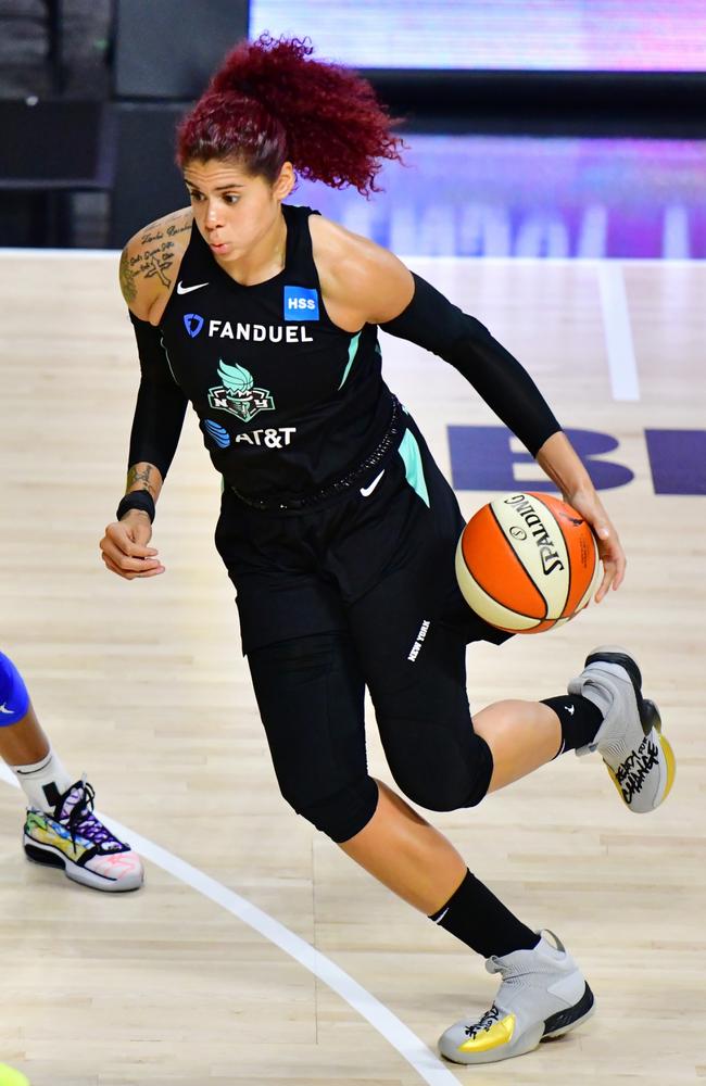 Amanda Zahui B #17 of the New York Liberty runs past Satou Sabally #0 of the Dallas Wings during the second half of a game at Feld Entertainment Center on July 29, 2020 in Palmetto, Florida. (Photo by Julio Aguilar/Getty Images)