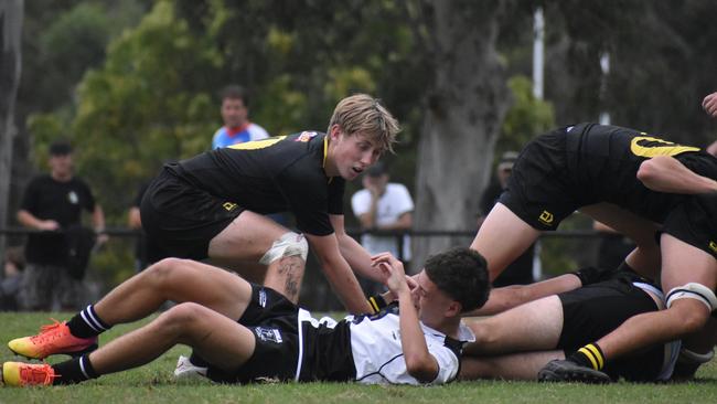 AIC First XV rugby between Iona College and St Laurenceâ&#128;&#153;s College. Saturday April 29, 2023. Picture, Nick Tucker.