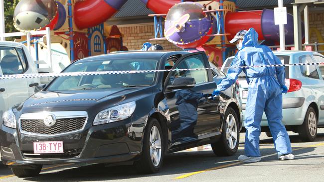 Police at the scene at Helensvale McDonalds. Photo: Mike Batterham