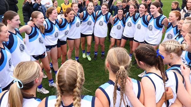 Sacred Heart sings the team song. (Photo by Graham Denholm/AFL Photos via Getty Images)