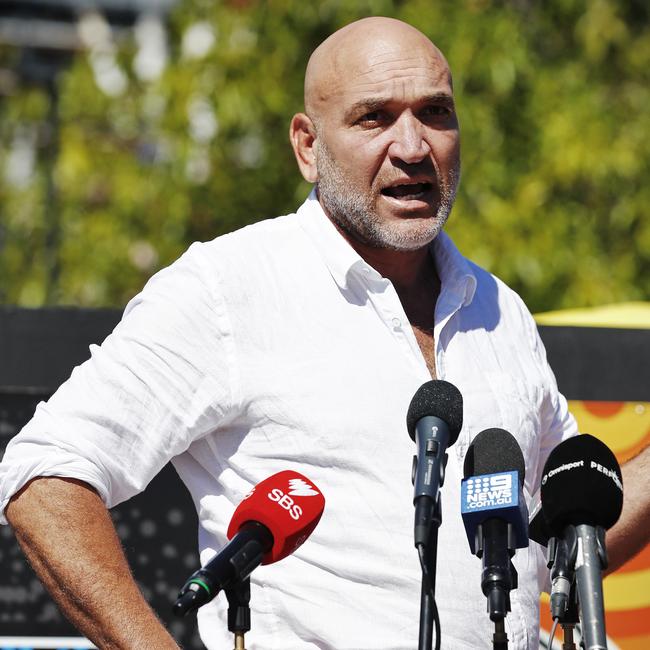 Broncos legend Gorden Tallis is a staunch supporter of Kevin Walters. Picture: Sam Ruttyn