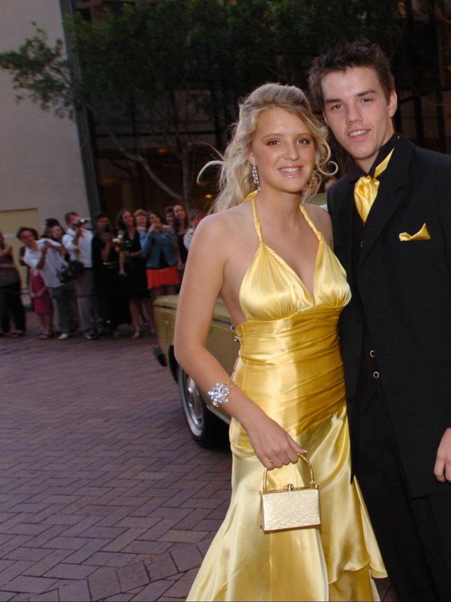 OCTOBER 01, 2005: News. Reporter: Katrina Jones. Emmanuel College formal at the Gold Coast International Hotel. Stephanie Gordon and John Fife. PicJodie/Richter