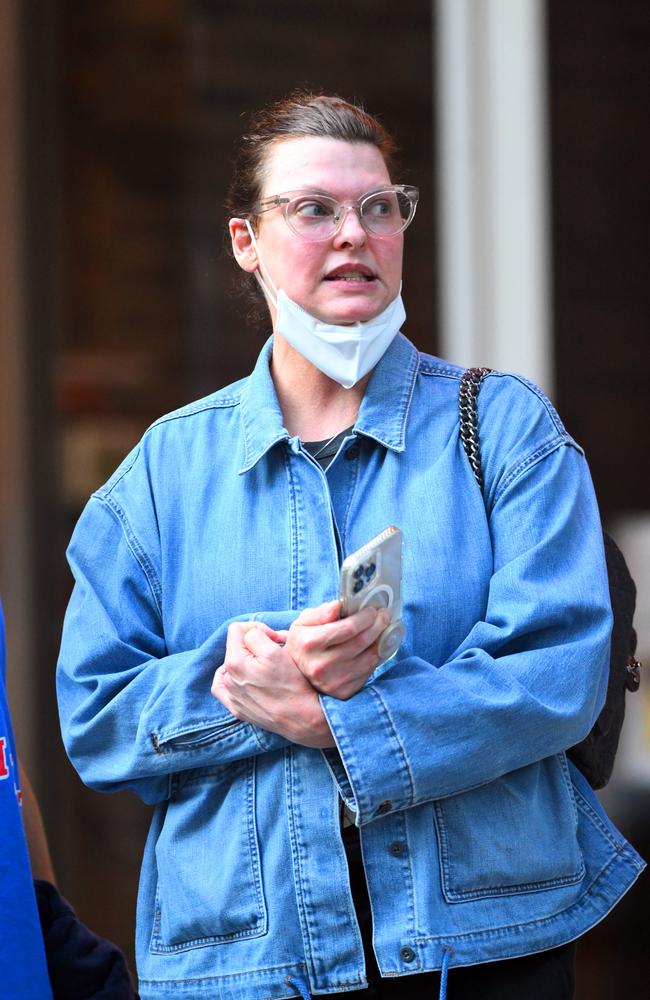 Linda Evangelista, 56, covers up in a mask and glasses in NYC