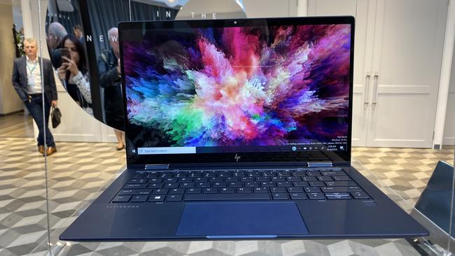 HP has announced the Elite Dragonfly laptop at an event in Japan.